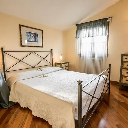 Maesta' Di Cudino Panzió 4*