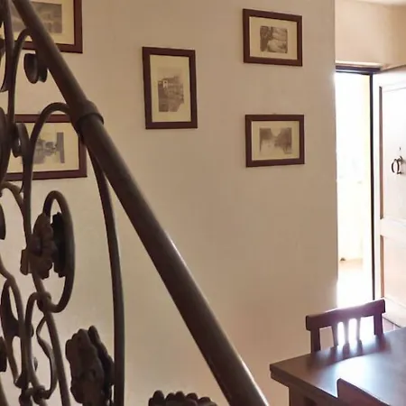 Maesta' Di Cudino Arezzo