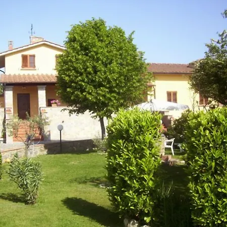 Maesta' Di Cudino Panzió Arezzo