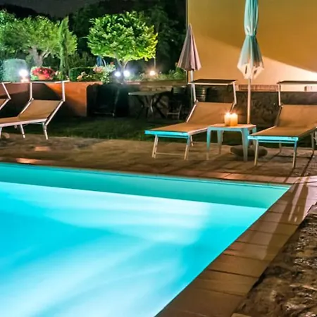 Maesta' Di Cudino Panzió