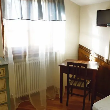 Maesta' Di Cudino Panzió Arezzo