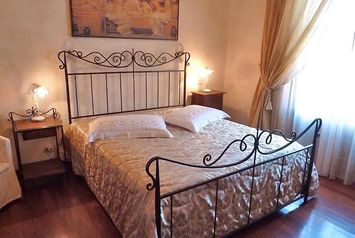 Bed & Breakfast Maesta' Di Cudino Arezzo