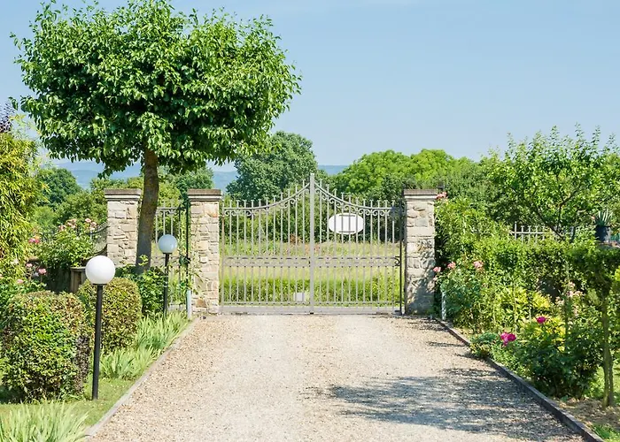 Maesta' Di Cudino Bed & Breakfast