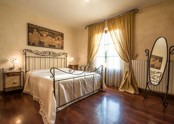 Maesta' Di Cudino Arezzo